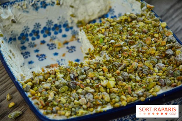 Un bar à glaces et un dessert dans un train de la Félicita
