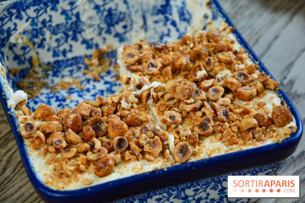 Un bar à glaces et un dessert dans un train de la Félicita