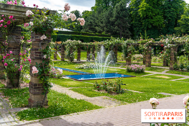 La Roseraie du Parc Lebaudy sur l'Ile de Puteaux