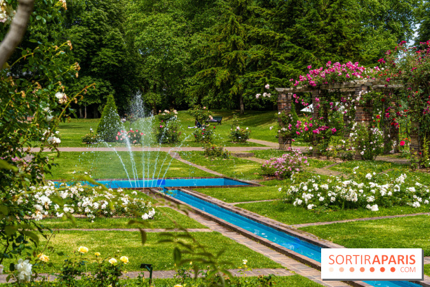 La Roseraie du Parc Lebaudy sur l'Ile de Puteaux