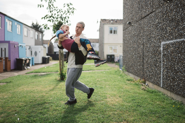 Scrapper : un joli film indépendant sur un amour entre père et fille - Avis et bande-annonce