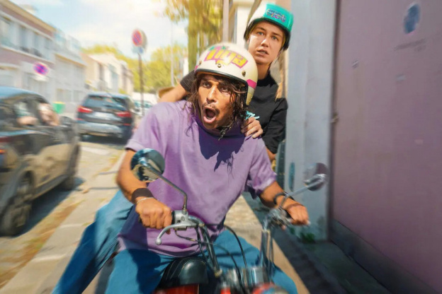 Nouveaux Riches, la comédie Netflix au casting XXL des créateurs d'En Passant Pecho