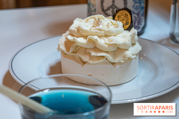 Thé glacé et pavlova Flower Summer chez Mariage Frères