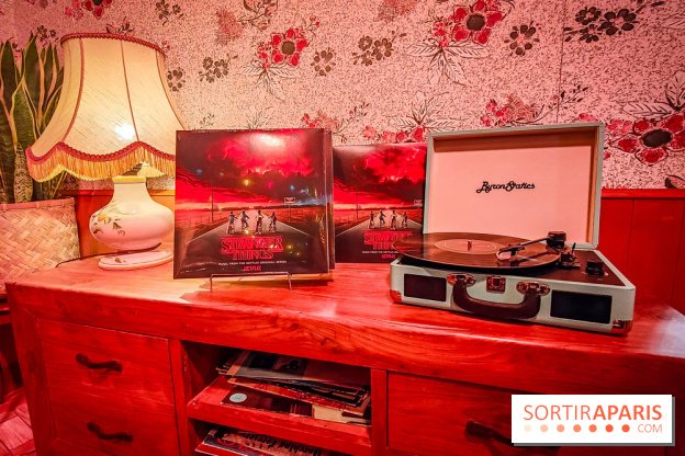 Stranger Things : un pop-up store éphémère inédit débarque sur les Champs-Elysées, nos photos