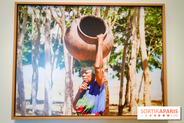 Les femmes portent le monde : l'exposition photo de Lekha Singh au musée de l'Homme, nos photos