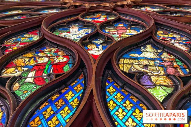 La Sainte-Chapelle et ses 1113 vitraux, un véritable joyau gothique à Paris