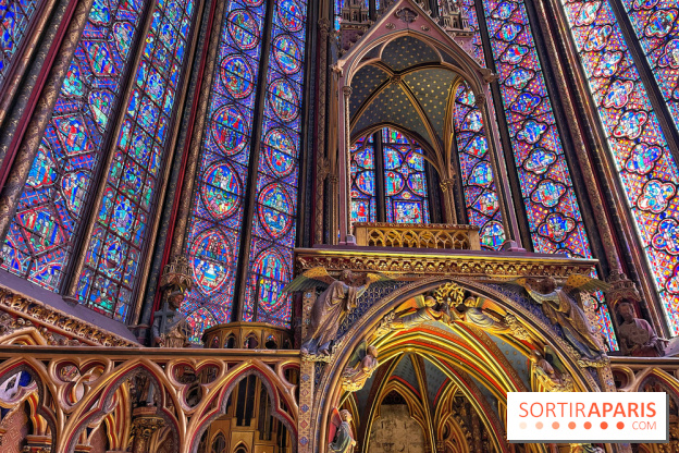 La Sainte-Chapelle et ses 1113 vitraux, un véritable joyau gothique à Paris