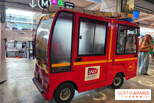 Visuels Paris - mini camion pompier gare