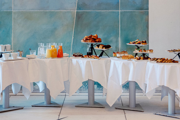 Le brunch à volonté et ses ateliers mosaïques pour les enfants, chaque dimanche au Café Beaubourg