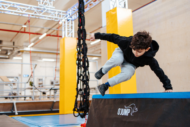 Vacances de Pâques 2023 : un stage ninja Warrior & trampoline à Carré Sénart (77)