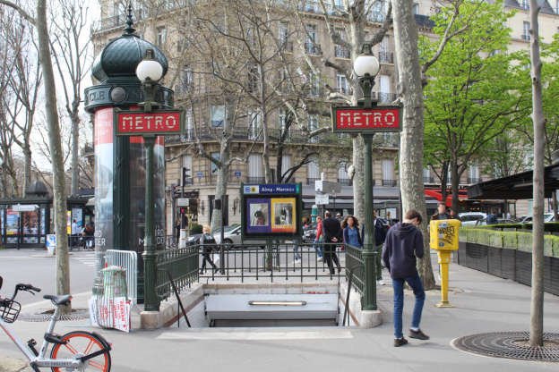 Métro Alma-Marceau