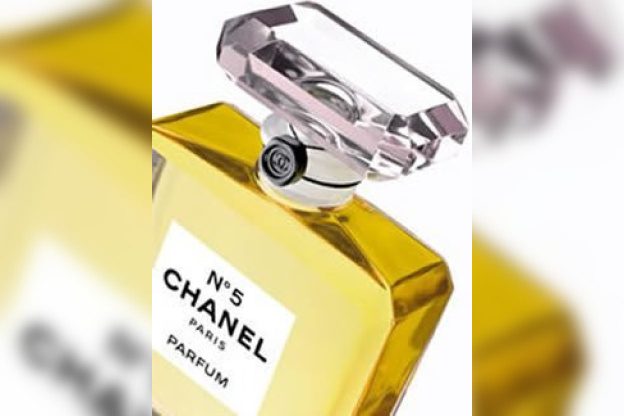TOP 5 parfums
saint valentin
chanel N°5