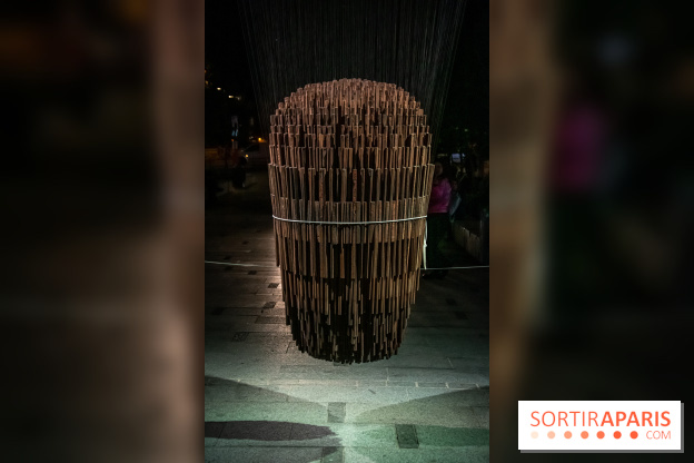 Nuit Blanche 2022 sur la place de la Samaritaine : Bing Bang, une sculpture hypnotisante et sonore