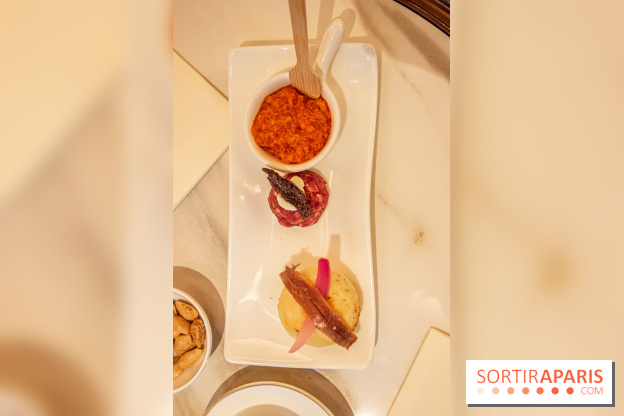 Cova lance son aperitivo chic au sein de sa pâtisserie, à côté de La Samaritaine