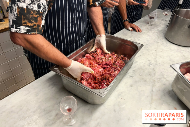 Atelier saucisses chez Viande & Chef avec Wecandoo