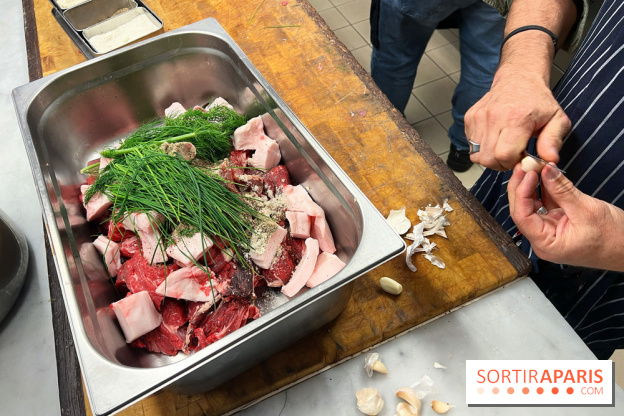 Atelier saucisses chez Viande & Chef avec Wecandoo