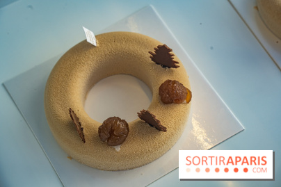 Bûches de Noël et gâteau de réveillon de Philippe Conticini 2022 - couronne - gâteau nouvel an