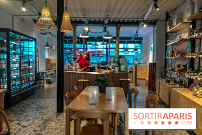 At Aûm, studio de yoga et espace de coworking dans le 20e