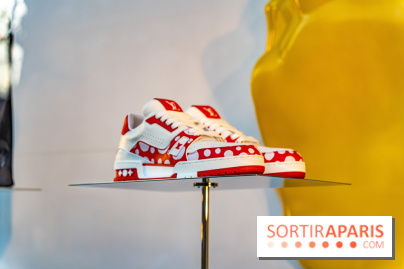 Yayoi Kusama chez Louis Vuitton sur les Champs-Elysées - photos 