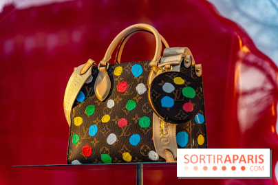Yayoi Kusama chez Louis Vuitton sur les Champs-Elysées - photos 