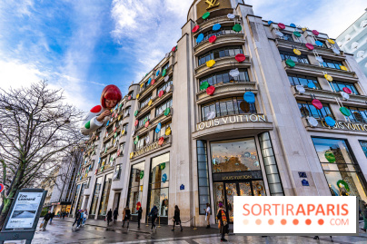 Yayoi Kusama chez Louis Vuitton sur les Champs-Elysées - photos 