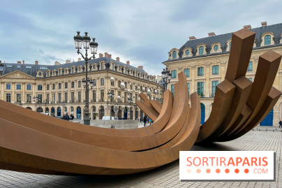Les installations de Bernar Venet Place Vendôme