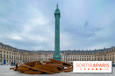 Les installations de Bernar Venet Place Vendôme