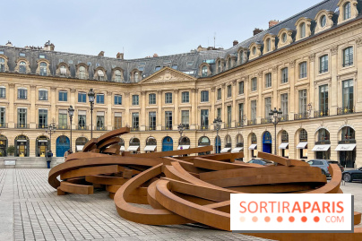 Les installations de Bernar Venet Place Vendôme