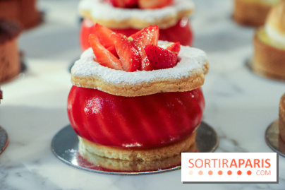 Butterfly Pâtisserie de Matthieu Carlin à l'Hôtel de Crillon - Charlotte aux Fraises et à la Fleur d'Oranger (2)