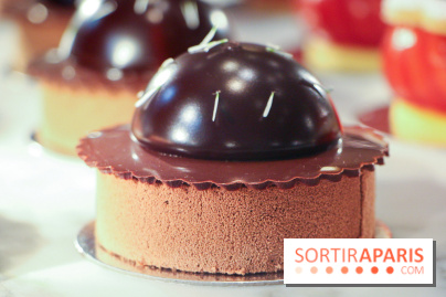 Butterfly Pâtisserie de Matthieu Carlin à l'Hôtel de Crillon - Fleur de Jasmin et Chocolat au Lait (1)