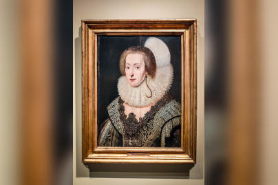 Des cheveux et des poils, l'exposition poilante du musée des Arts décoratifs - nos photos