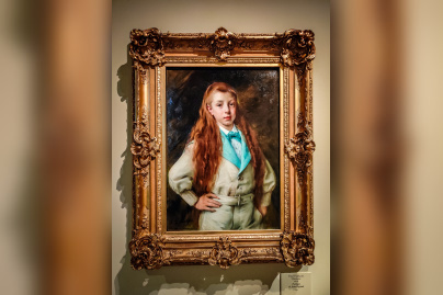 Des cheveux et des poils, l'exposition poilante du musée des Arts décoratifs - nos photos