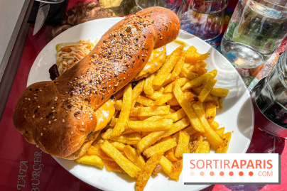 Tata Burger, le restaurant aux burgers en forme de zizi dans le Marais - 3B0B7EFA E700 4E40 89E8 63703DD66F1A