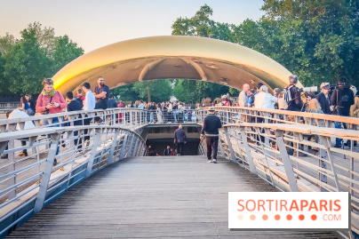 Nuit Blanche 2023 : une installation inoubliable sur la passerelle Léopold Sédar Senghor !