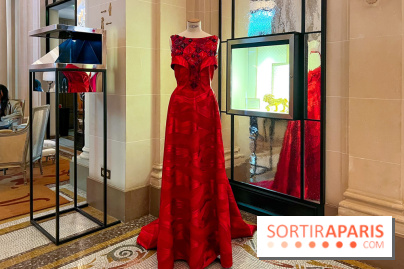 Exposition mode au Plaza Athénée pour la Fashion Week Haute Couture