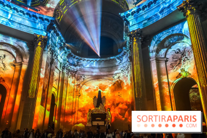 Aura, un spectacle son et lumières qui illumine le Dôme des Invalides - photos et vidéo
