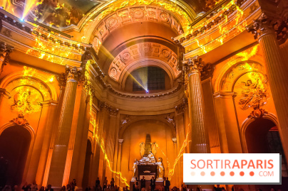 Aura, un spectacle son et lumières qui illumine le Dôme des Invalides - photos et vidéo