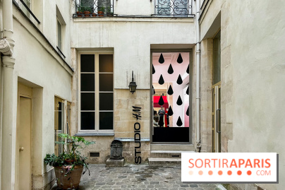Le pop-up store évènement de H&M Studio dans une galerie d'art - Paris Fashion Week