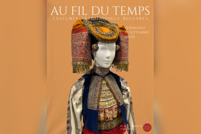 AU FIL DU TEMPS /Costumes traditionnels bulgares - exposition