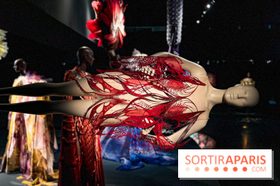 L’exposition retrospective de la créatrice de mode Iris Van Herpen au Musée des Arts Décoratifs