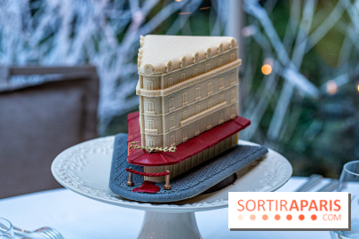 La bûche de Noël de l’Hôtel Barrière Le Fouquet’s Paris 2023