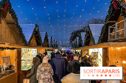 Marché de Noël 2023 au pied de la tour Eiffel - Quai Jacques Chirac