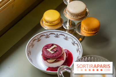 Le tea time du Bar à desserts de Ladurée Champs-Elysées -  A7C2254