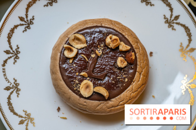 Le tea time du Bar à desserts de Ladurée Champs-Elysées -  A7C2275