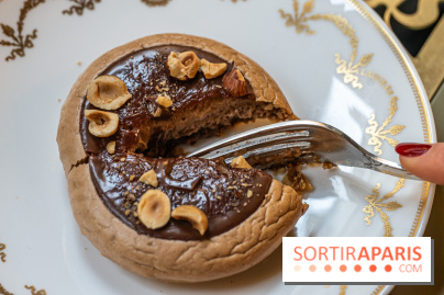 Le tea time du Bar à desserts de Ladurée Champs-Elysées -  A7C2283