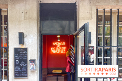 Le Double-Fond : un café-théâtre de magie emblématique dans le Marais