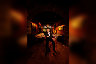 Laurent Gerra se met à table : son nouveau spectacle aux Folies Bergère 