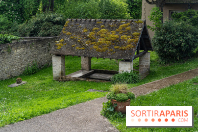 Village de Medan dans les Yvelines -  lavoir de la mairie