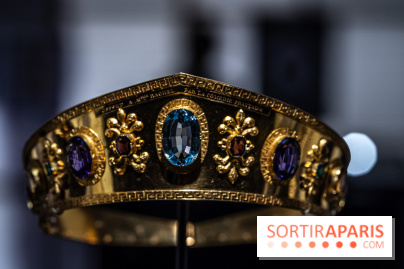 Exposition 'Bijoux de Scène de la Comédie Française' à l'hôtel historique de Mercy-Argenteau qui se dévoile