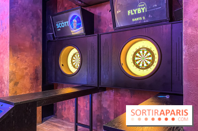 Shuffled, l'enseigne de shuffleboard à Boom Boom Villette